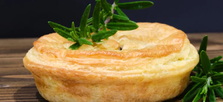 Plăcintă cu Cartofi și Brânză (Romanian Savoury Pie)