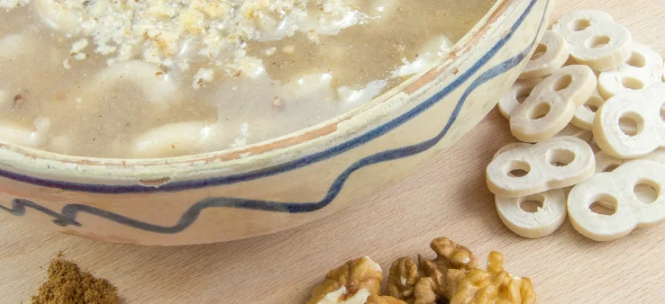 Mucenici (Romanian dessert with eight-shaped pasta)