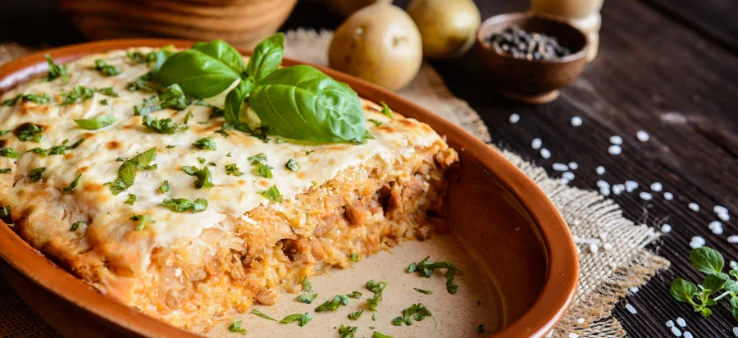 Varză a la Cluj (Romanian cabbage and meat dish)