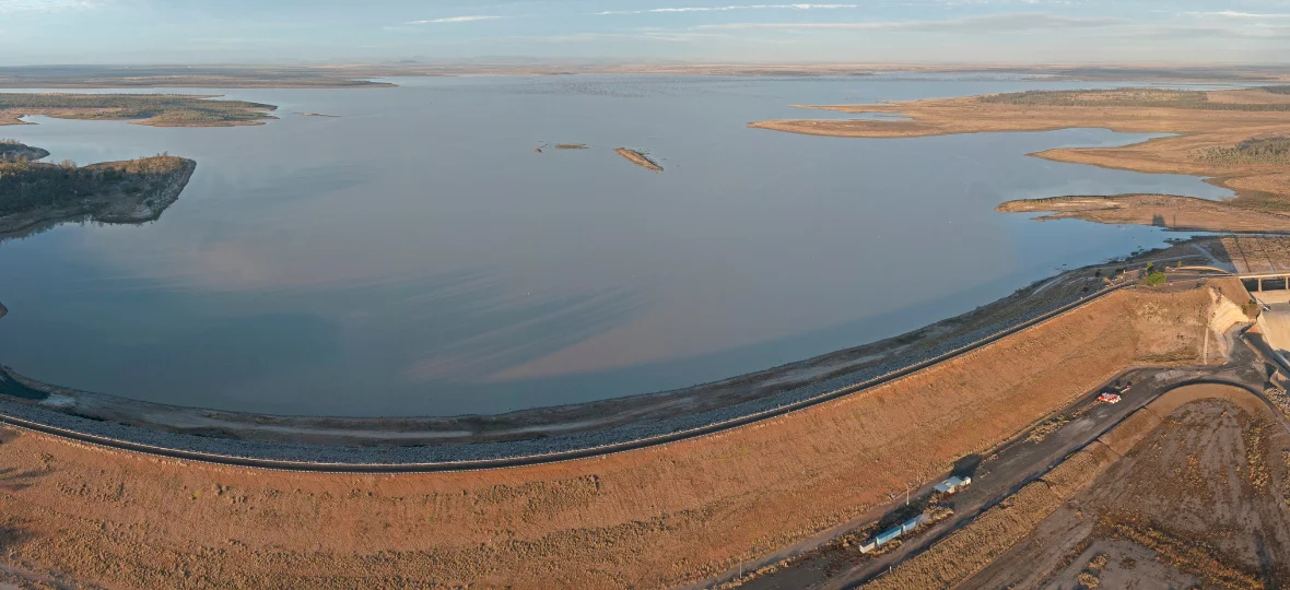 Fairbairn Dam 