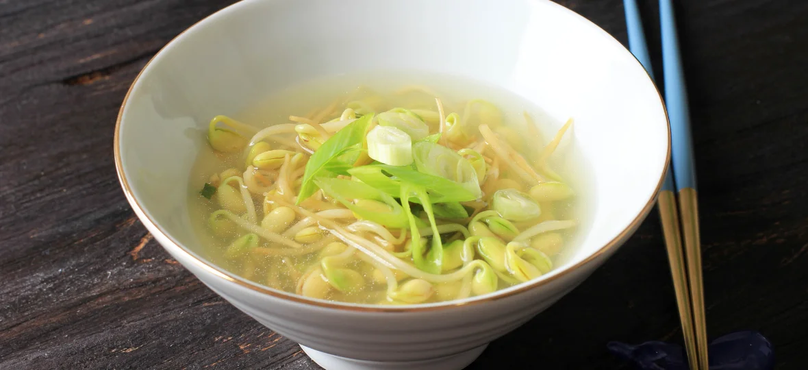 Kongnamul Guk (Soybean Sprout Soup)