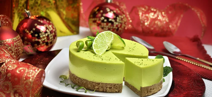 Lime and Pistachio moose cake