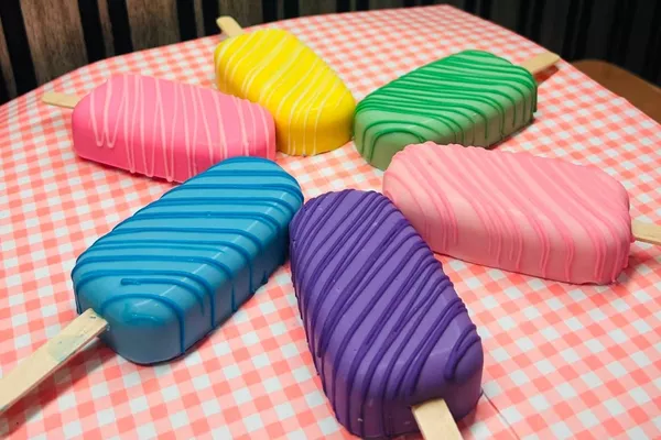 Candy's Cupcakes Company
