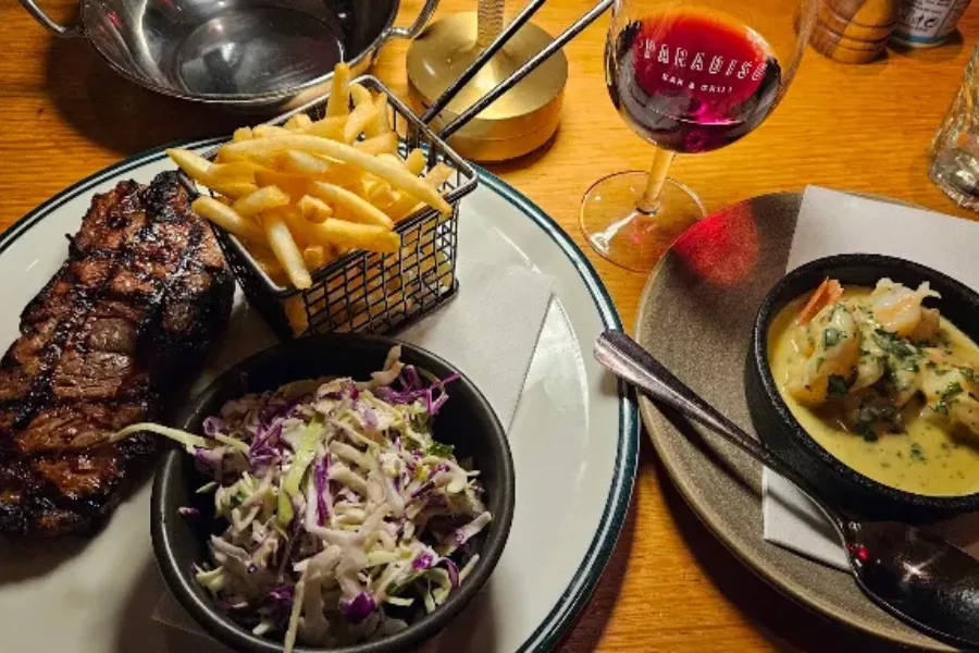Paradiso Bar and Grill
