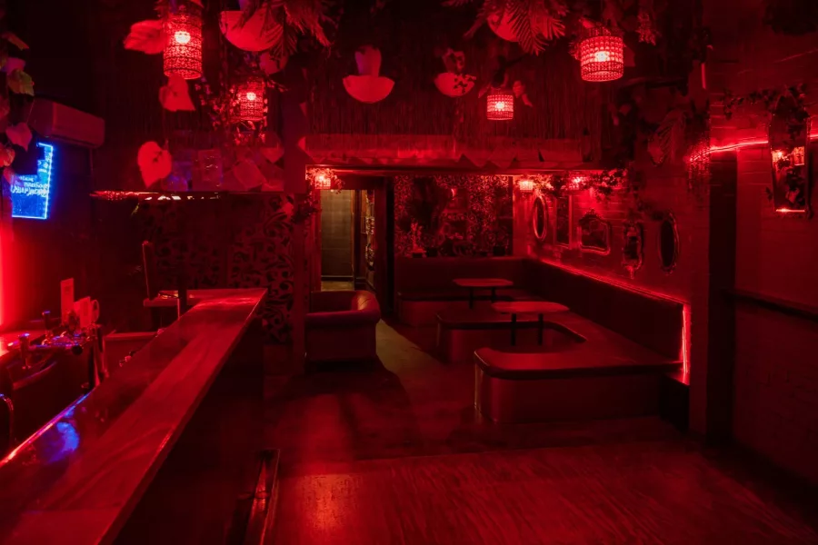 Sooki Lounge