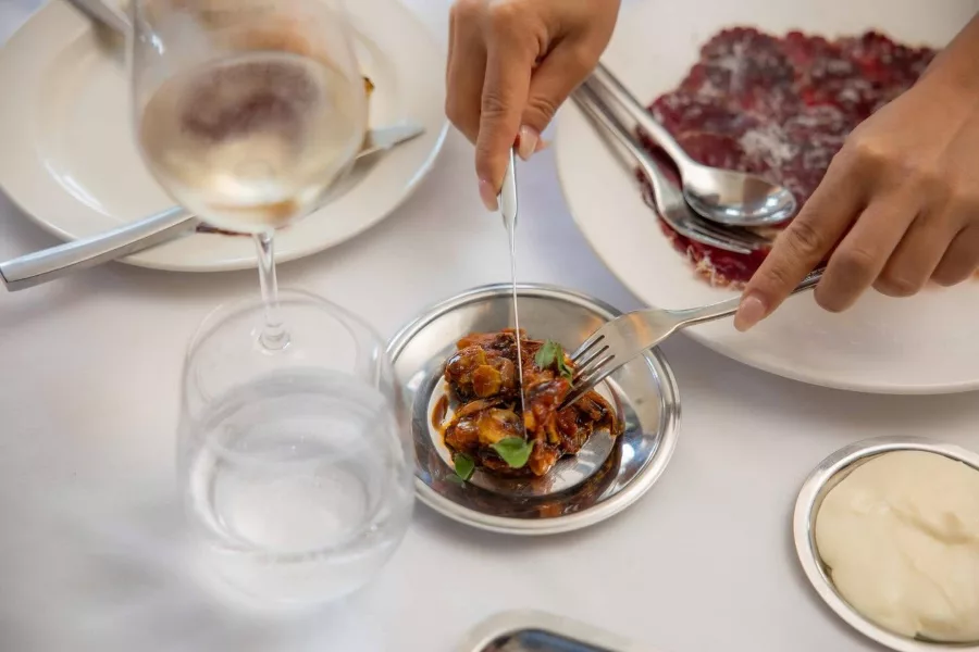 Bau Bau Dining